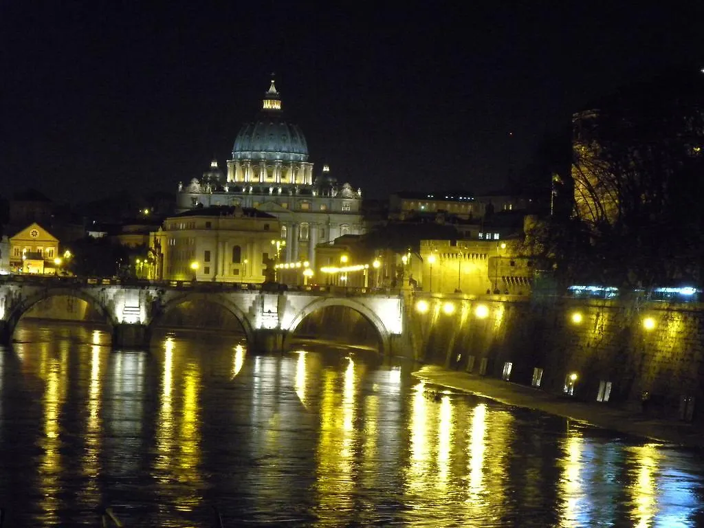 Bed & Breakfast Boezio43B&B Rome Italy